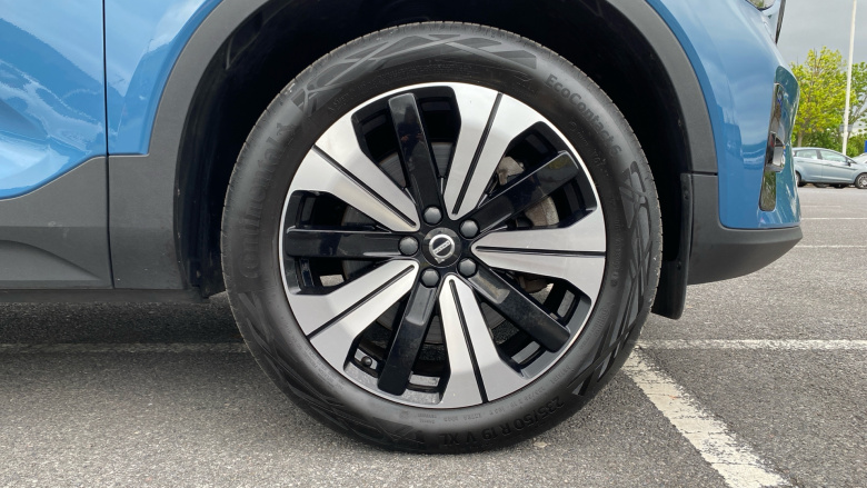 Volvo Xc40 1.5 T5 Recharge PHEV Ultimate Dark 5dr Auto Estate